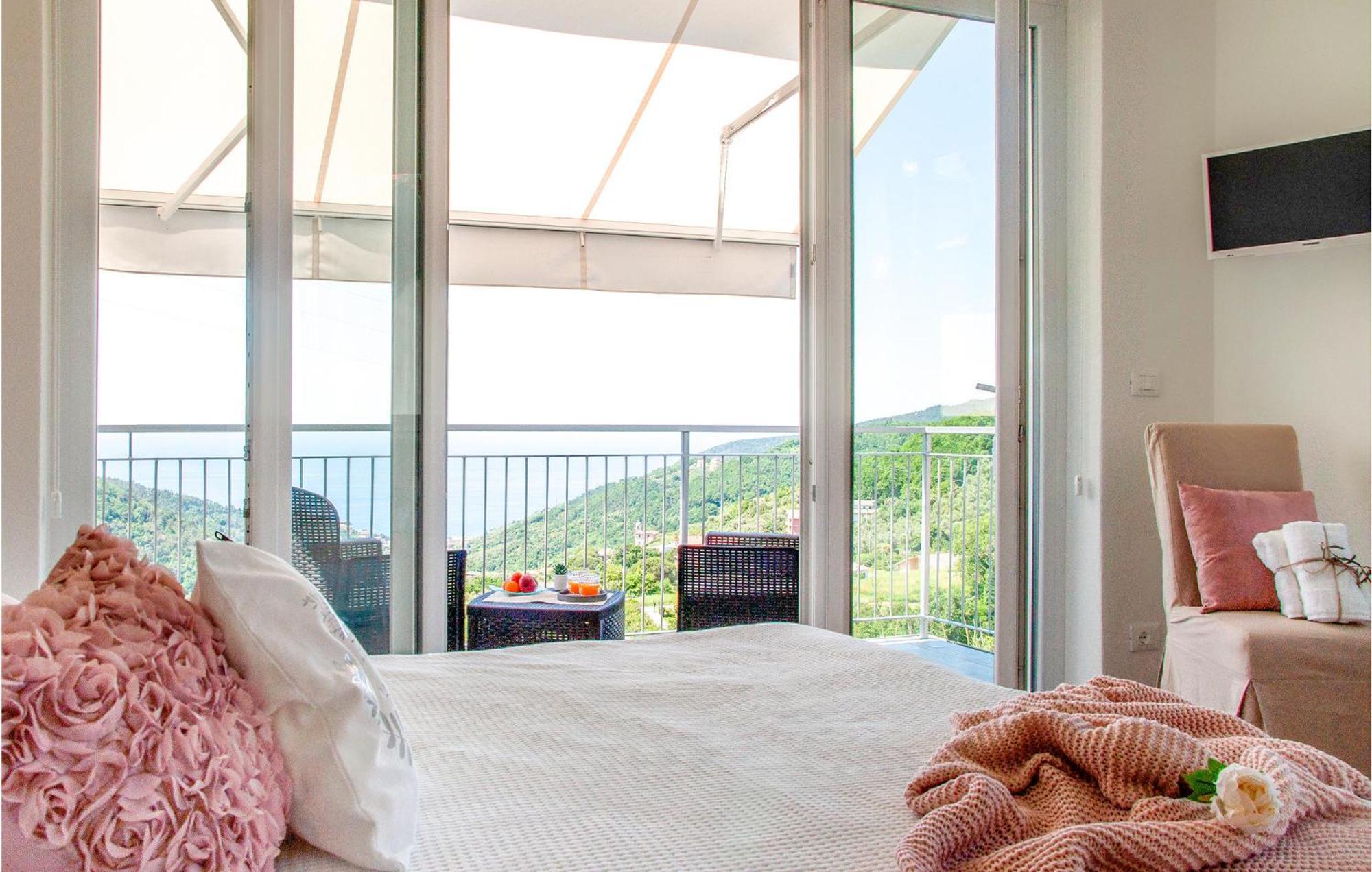 Amazing Apartment In Moneglia With House Sea View Exterior foto